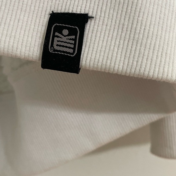 Machine Clothing Company’s white/black/gray striped Sweater S: L - Picture 4 of 6